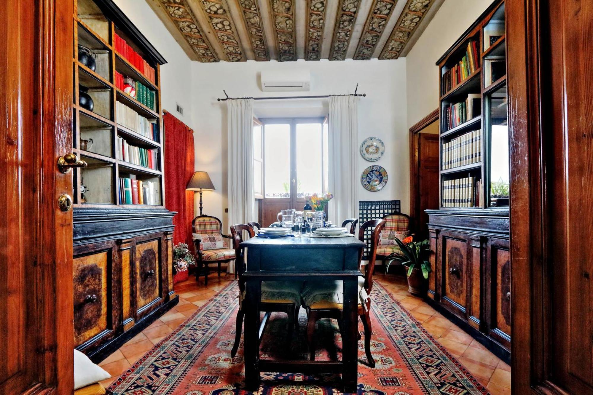 Treasurerome Daphne Terrace * Rome